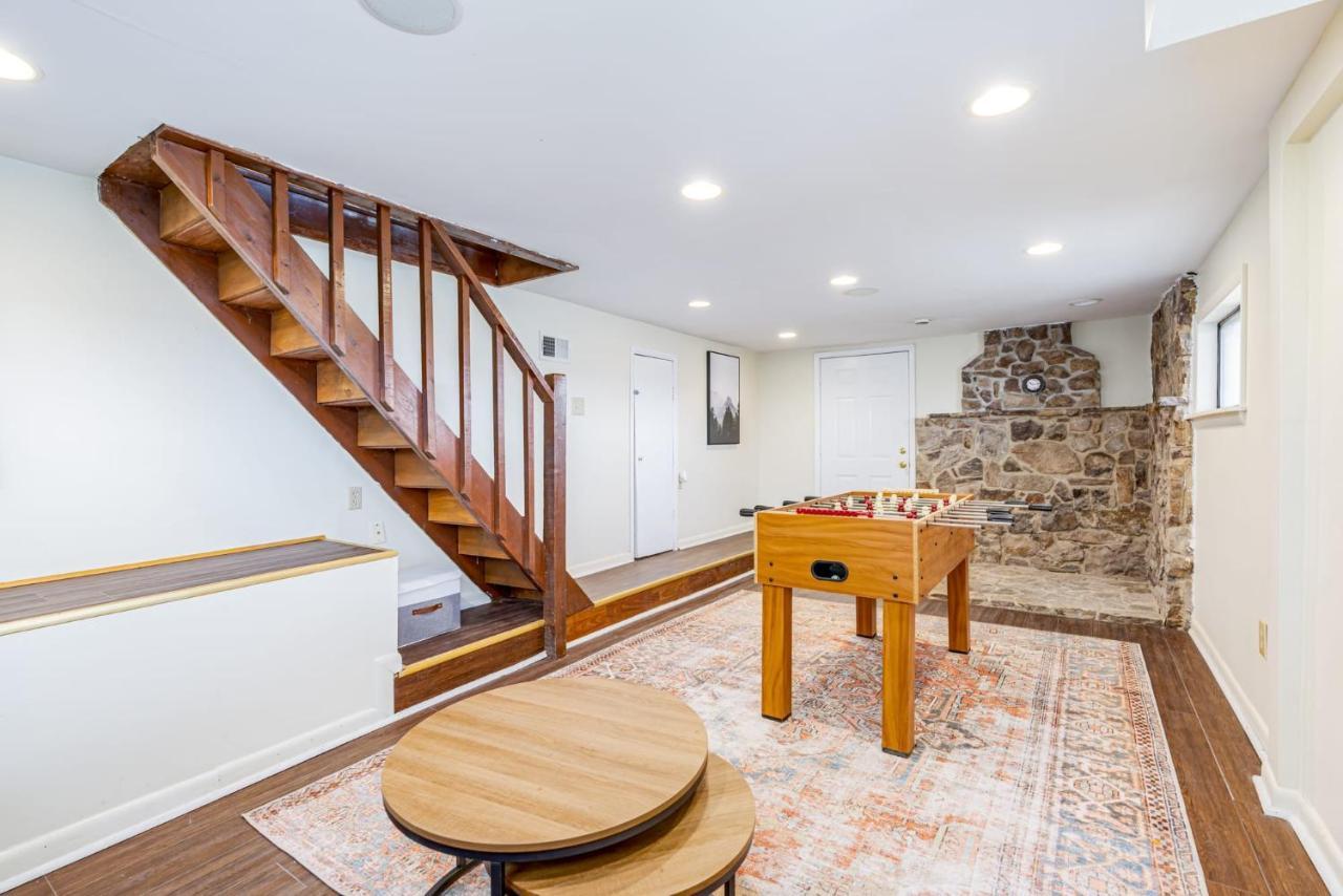 Amazing Views, Hot Tub, Fire Pit, Deck & Fireplace Inwood エクステリア 写真