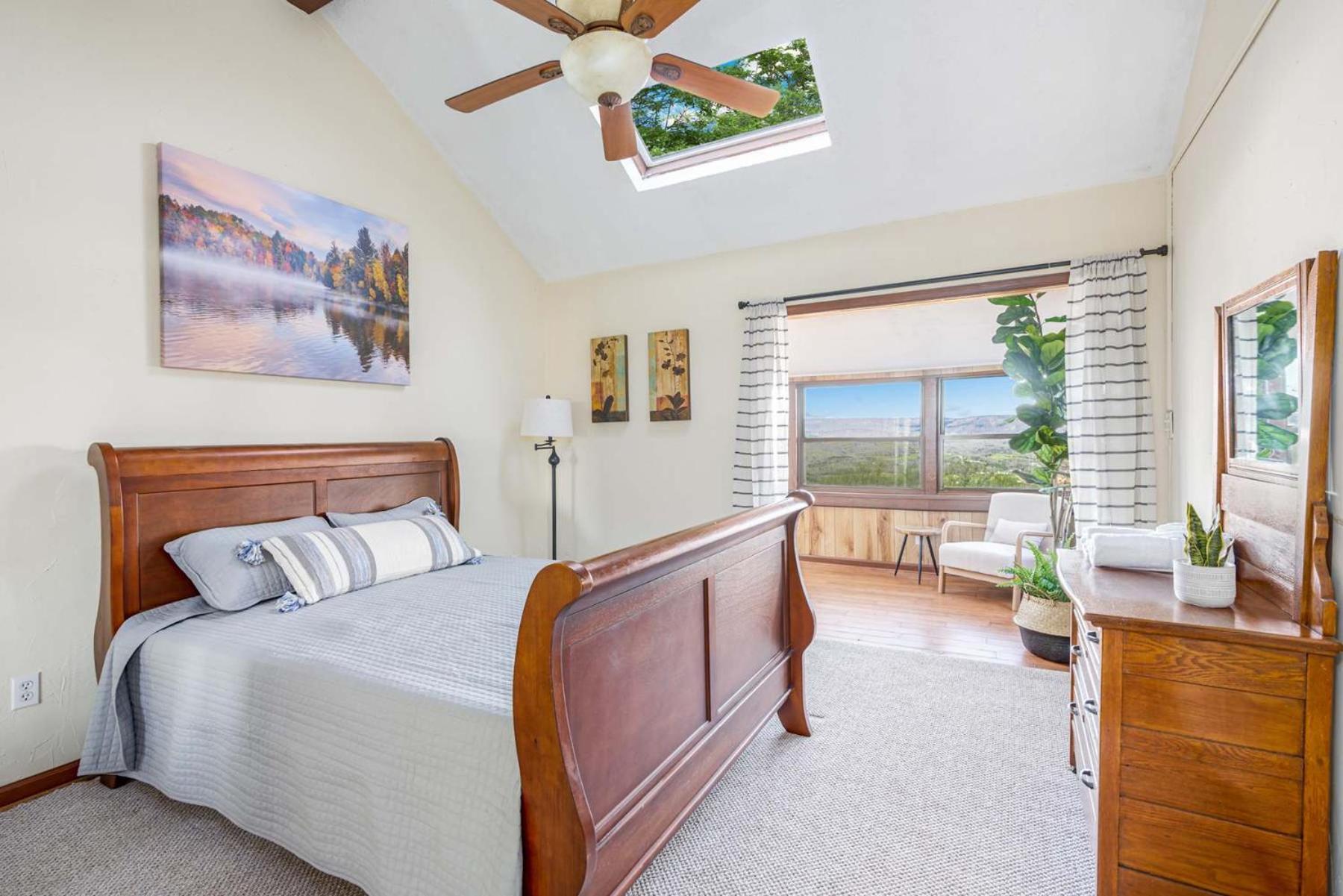 Amazing Views, Hot Tub, Fire Pit, Deck & Fireplace Inwood エクステリア 写真